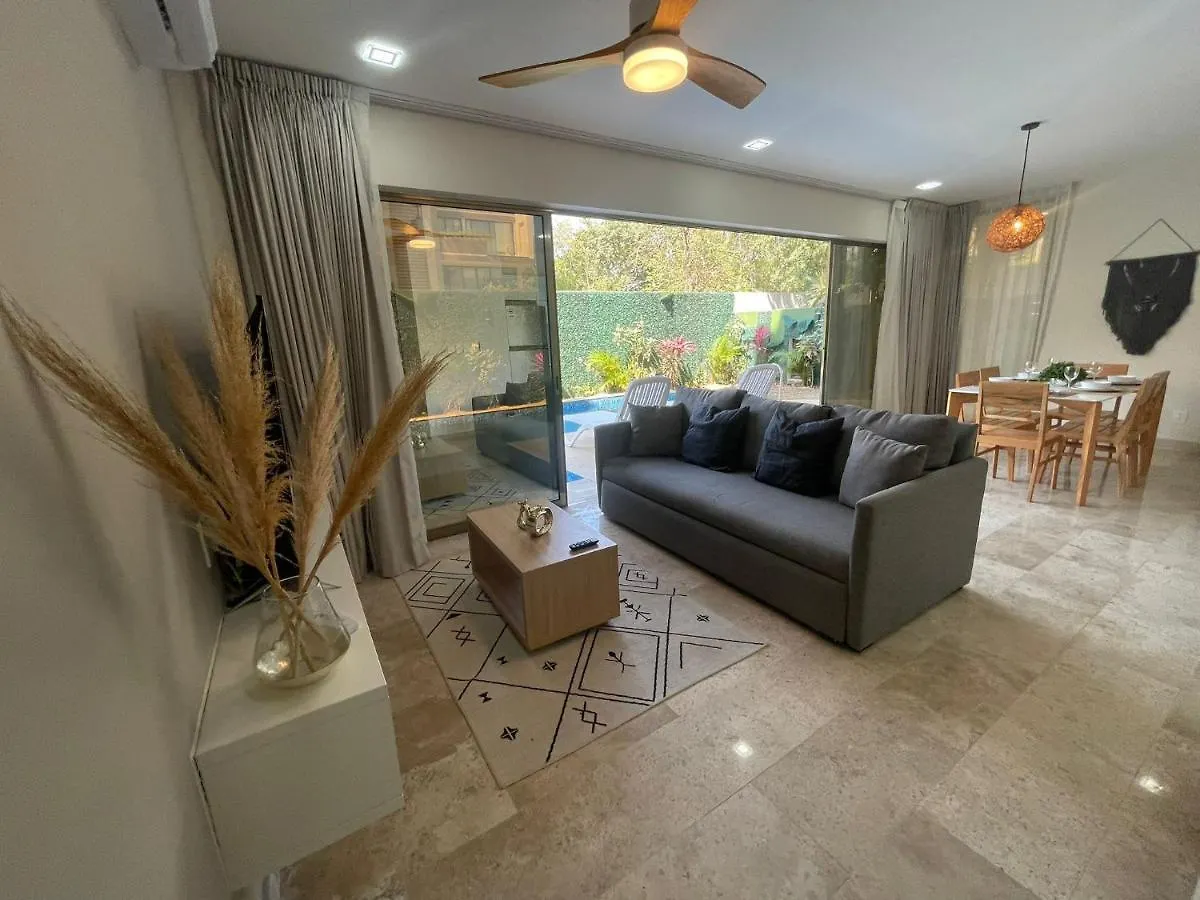 Cozy Apt W/Swim-Up Pool Apartment Tulum 0*,  Mexico